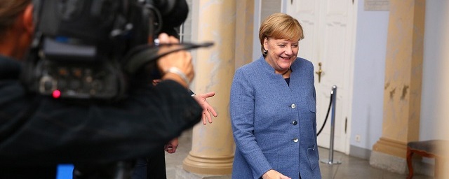 Меркель проводит последнее выступление в качестве канцлера Германии
